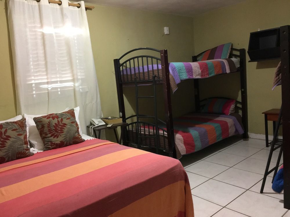 Panama House Bed & Breakfast Екстер'єр фото